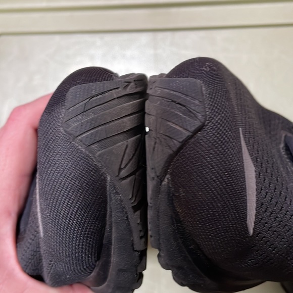 Like new Brooks “Adrenaline 20” women’s 13D (wide) - Picture 8 of 11